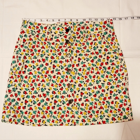 J.Crew Mercantile Floral Button Skirt - Picture 4 of 6